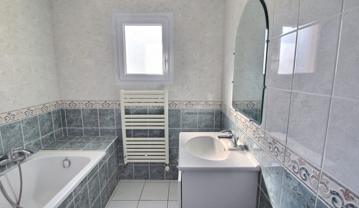 {"discarded_img":0,"scene":2}