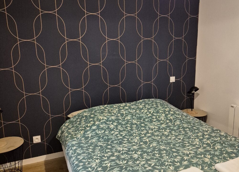 100147982_20251222_104331